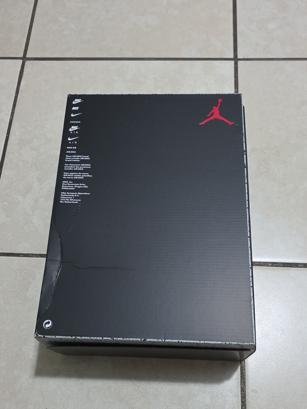 Empty Shoe Box - Picture 5 of 7